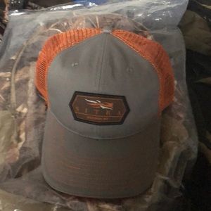 Sitka hat. Burnt orange and gray! Hunt hat